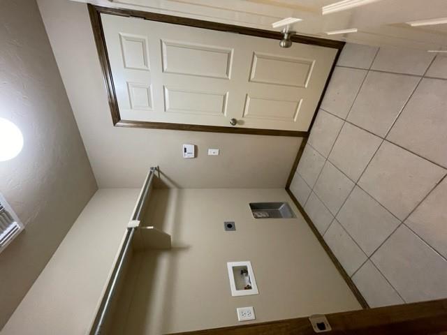3016 Queenston Avenue Property Photo 6