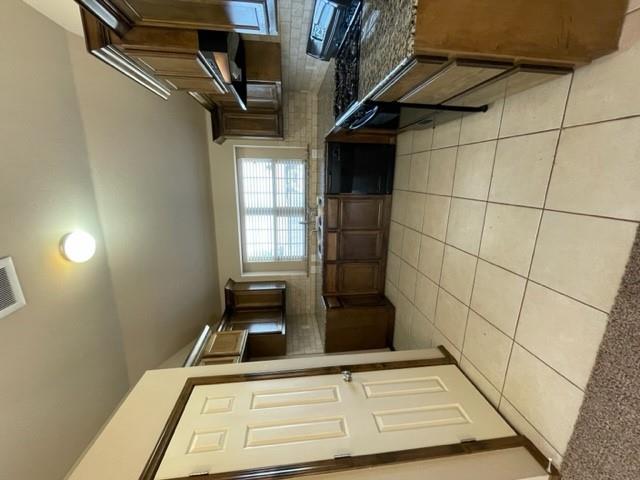 3016 Queenston Avenue Property Photo 16