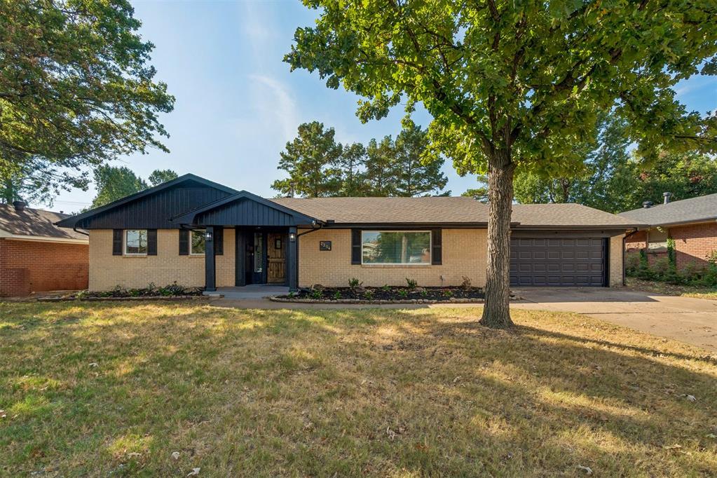 2304 NW 49th Street Property Photo 1