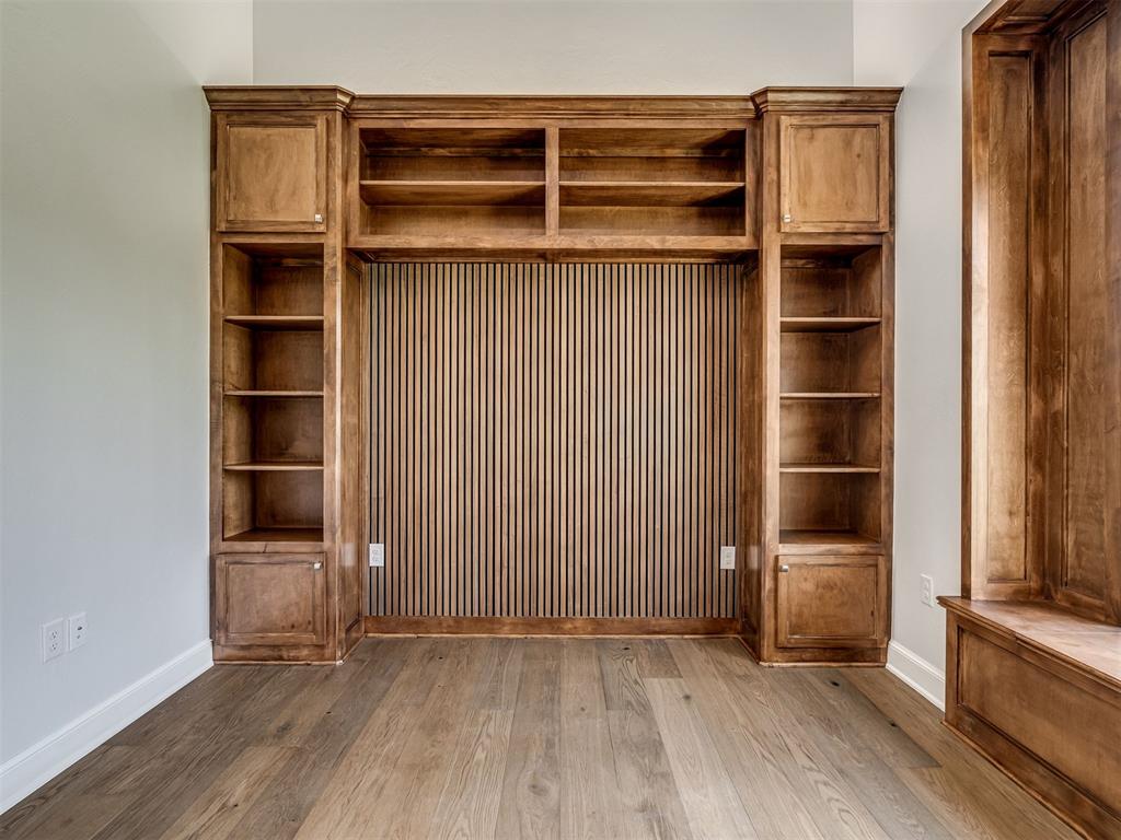 8302 Autumn Blaze Drive Property Photo 34