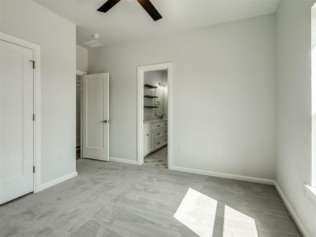 8302 Autumn Blaze Drive Property Photo 37