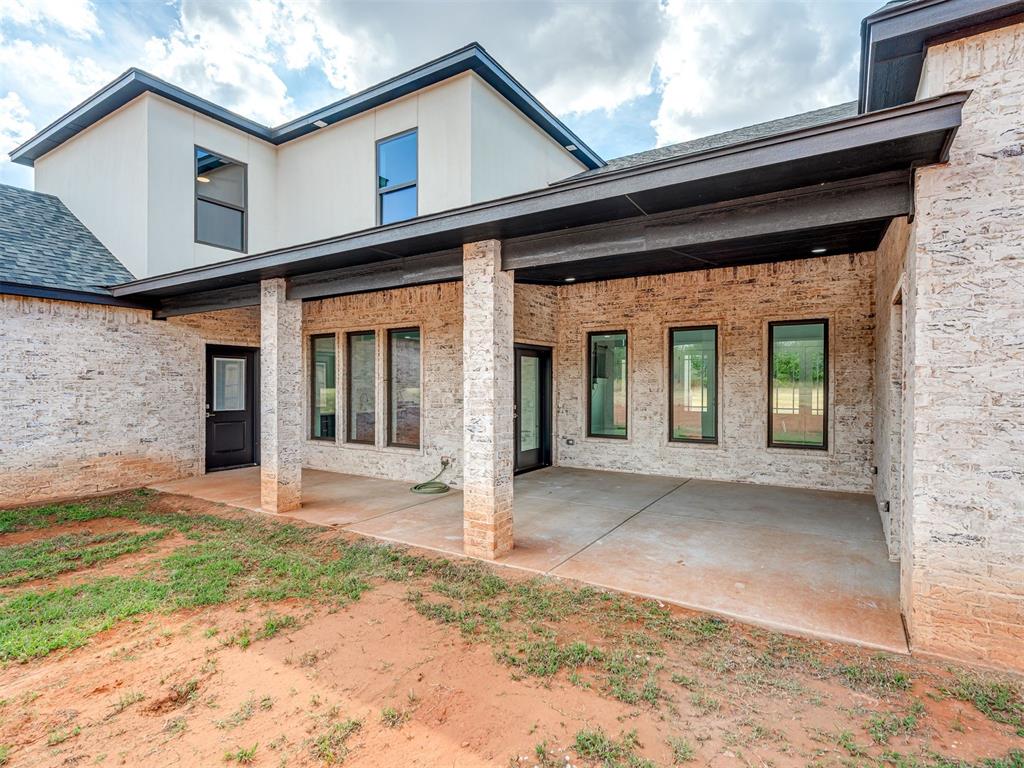 8302 Autumn Blaze Drive Property Photo 42