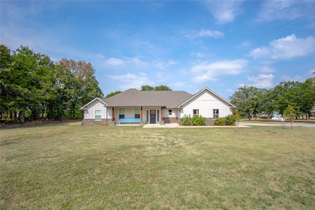 337030 E 1016 Road Property Photo 1