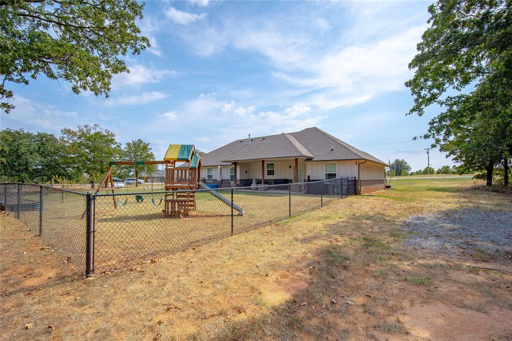 337030 E 1016 Road Property Photo 23