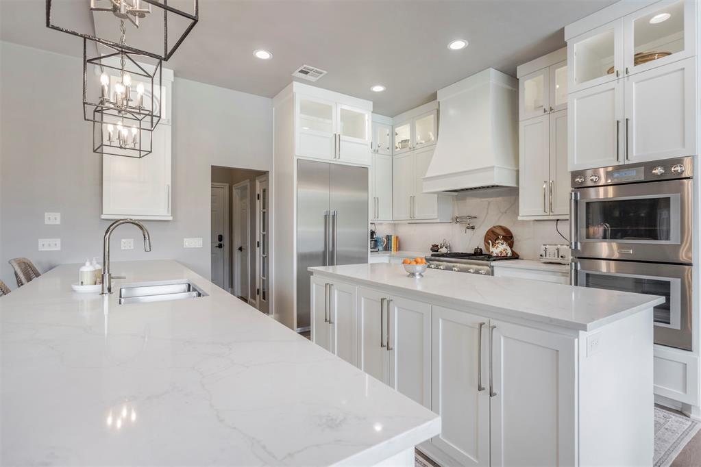 6814 Valley Ridge Drive Property Photo 13