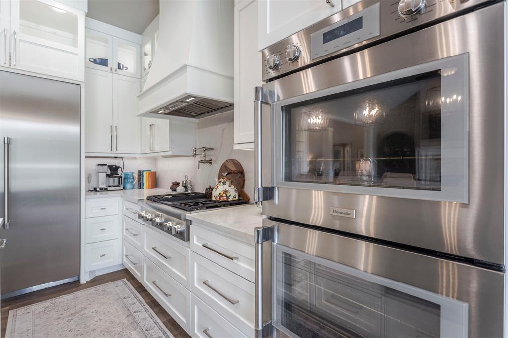 6814 Valley Ridge Drive Property Photo 15