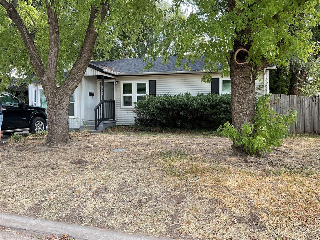 4602 N Central Avenue Property Photo 1