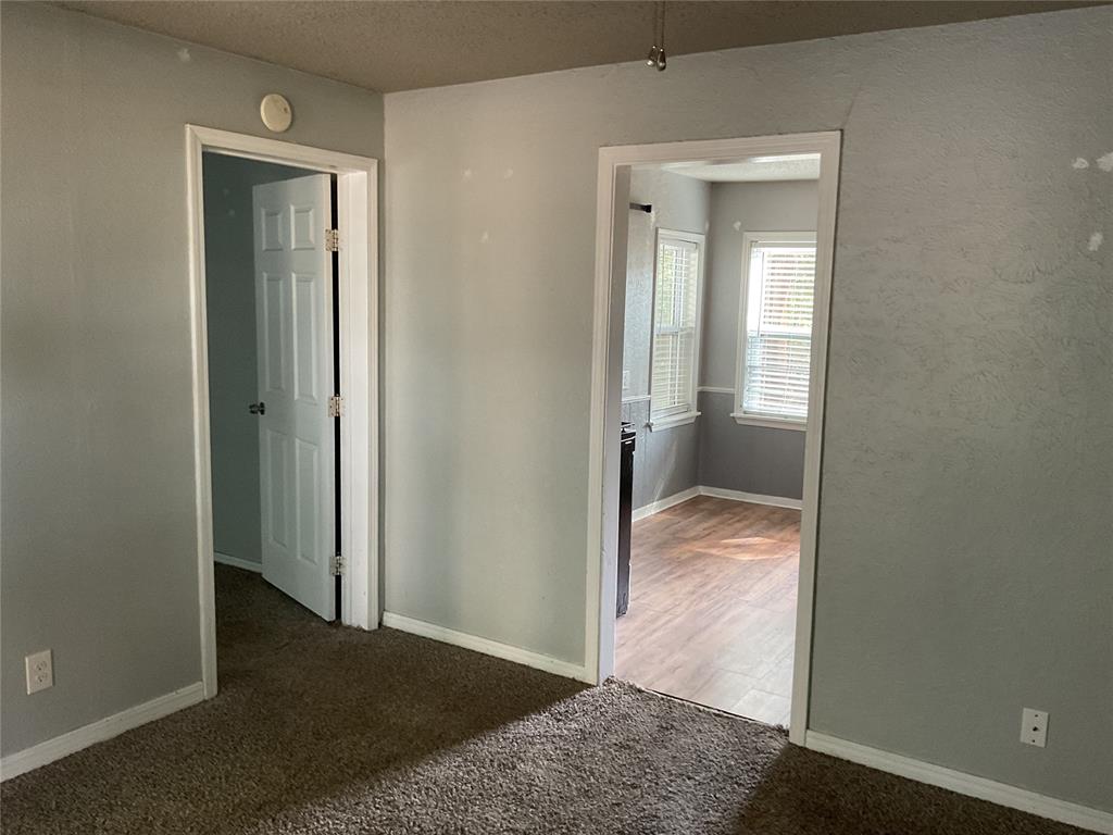 4602 N Central Avenue Property Photo 6