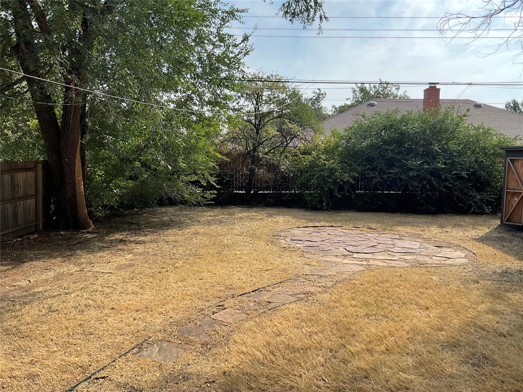 4602 N Central Avenue Property Photo 14