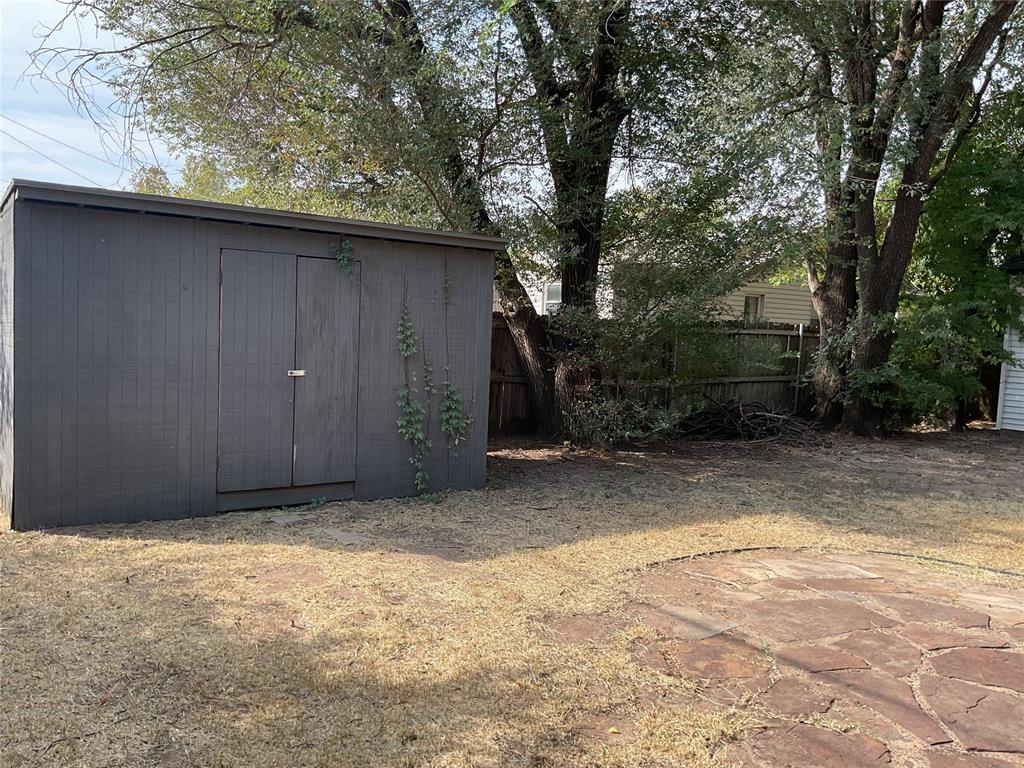 4602 N Central Avenue Property Photo 19