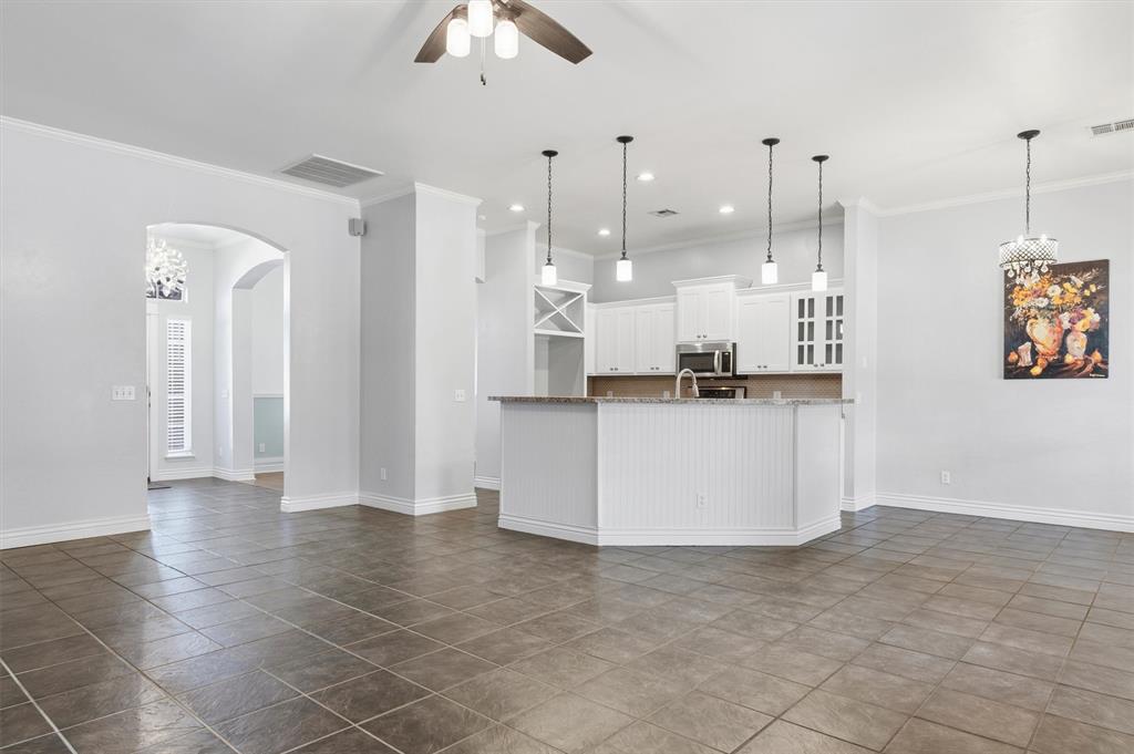 21574 Lake Shadows Drive Property Photo 11