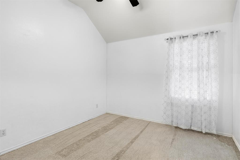 21574 Lake Shadows Drive Property Photo 23