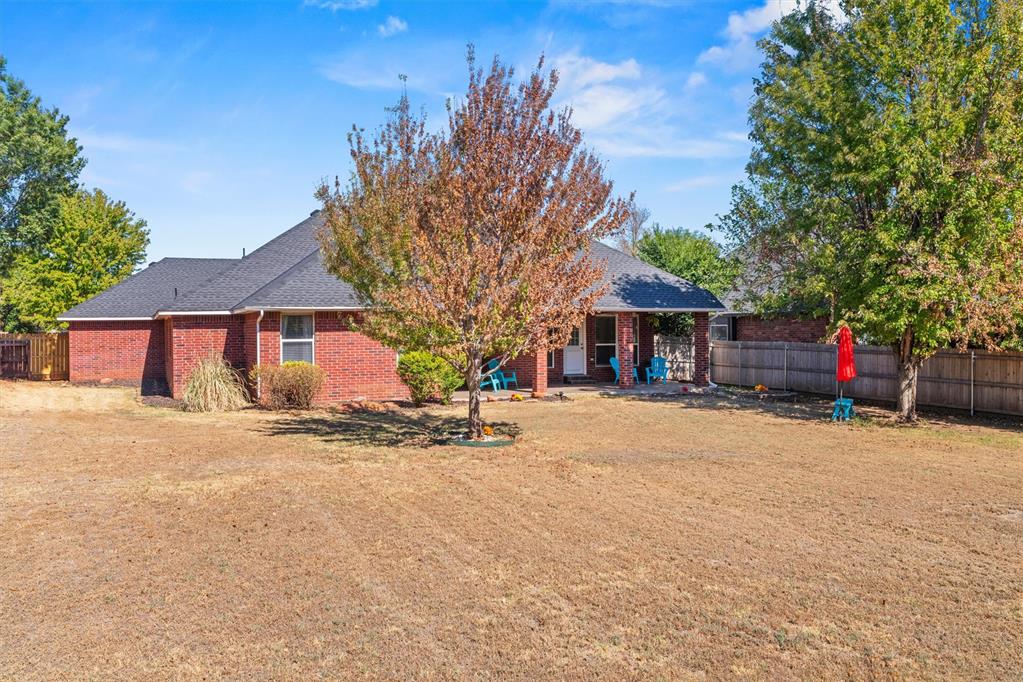 21574 Lake Shadows Drive Property Photo 33