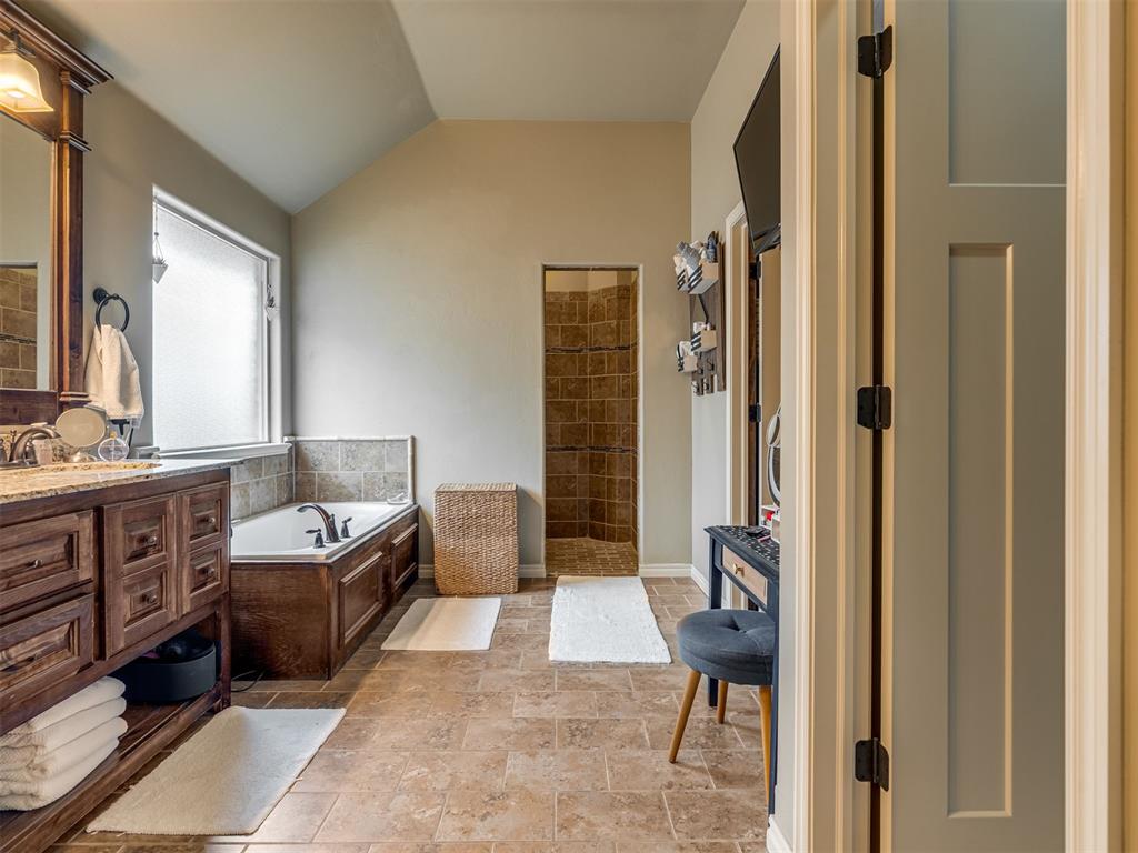 2113 Sycamore Creek Avenue Property Photo 16
