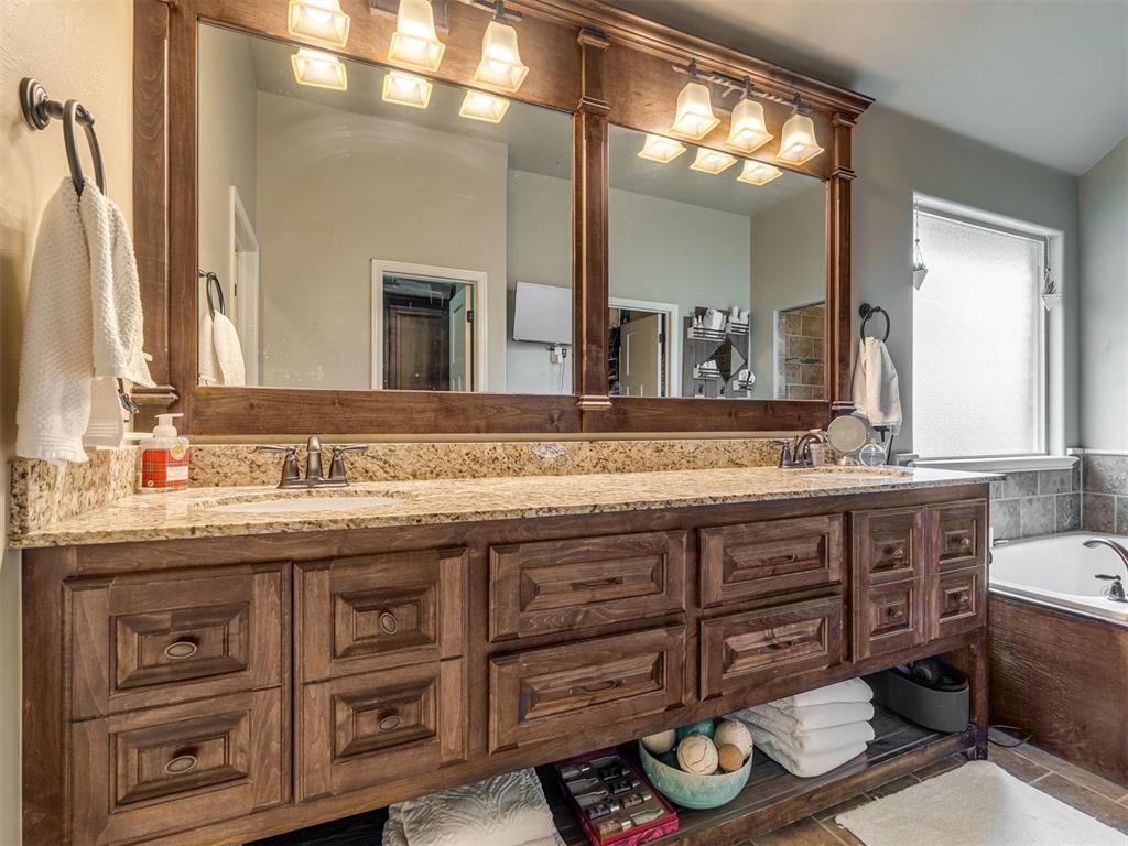 2113 Sycamore Creek Avenue Property Photo 17
