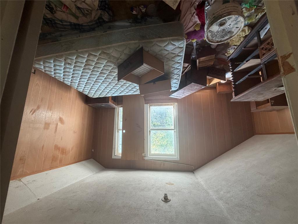 717 E Carter Street Property Photo 4