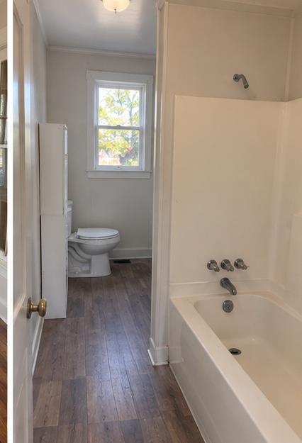 717 E Carter Street Property Photo 8