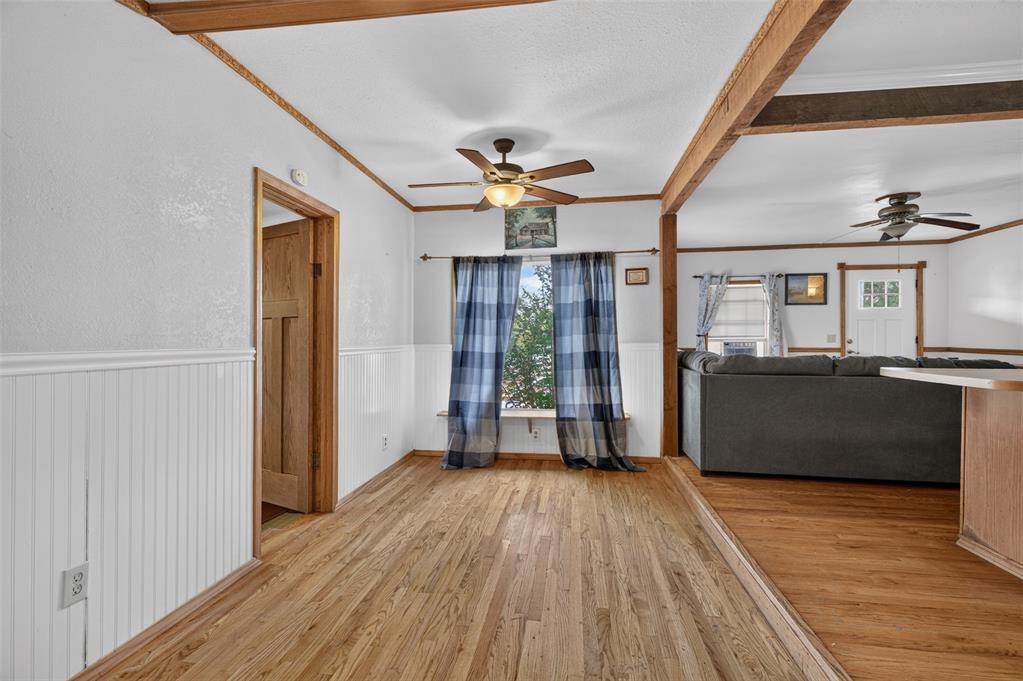 1113 W Arkansas Avenue Property Photo 9