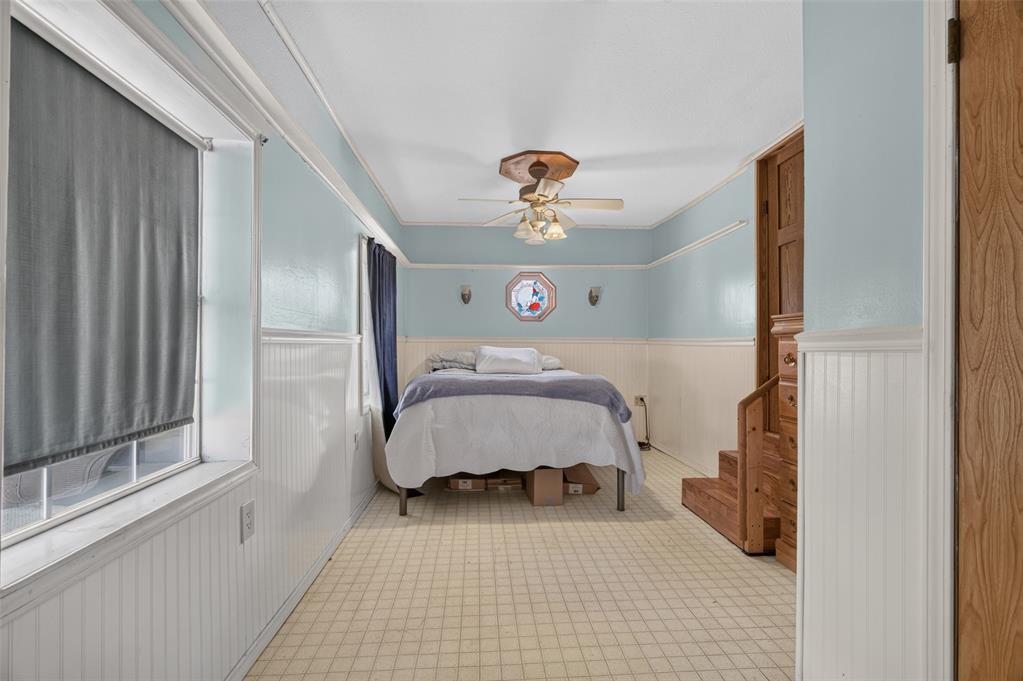 1113 W Arkansas Avenue Property Photo 15