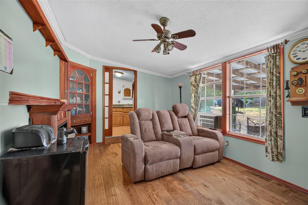 1113 W Arkansas Avenue Property Photo 17