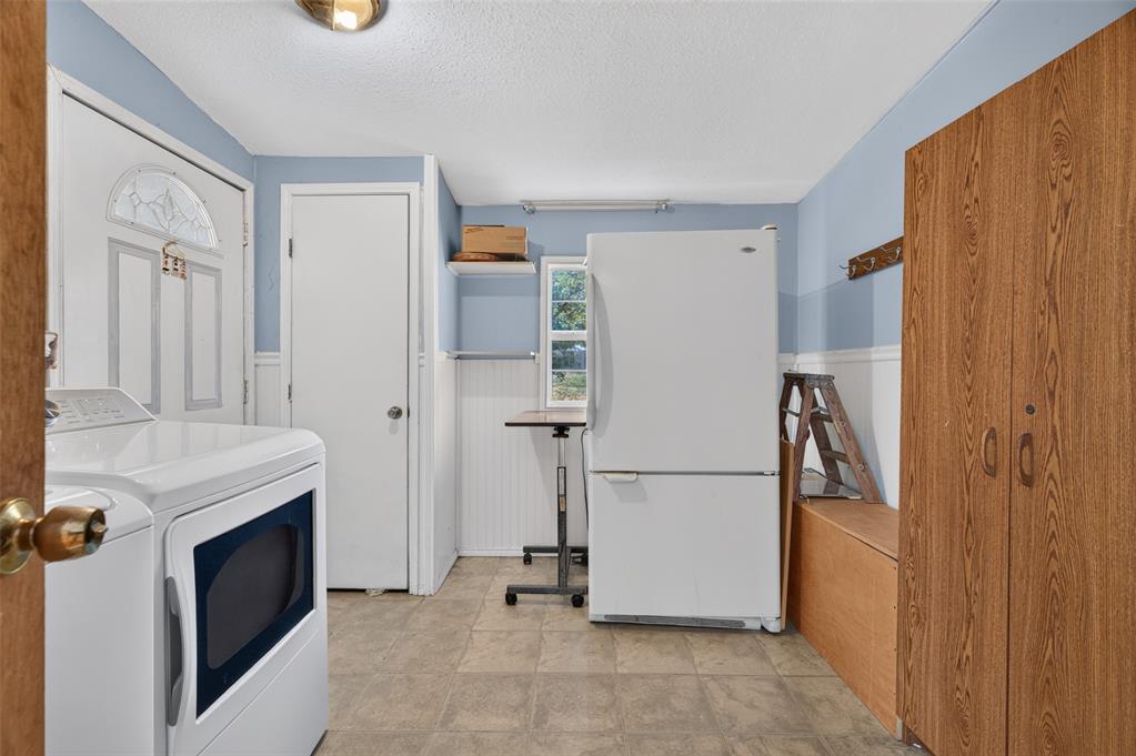 1113 W Arkansas Avenue Property Photo 21