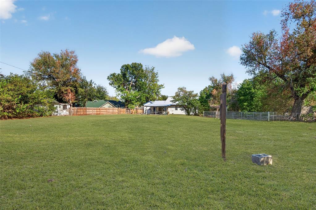 1113 W Arkansas Avenue Property Photo 26