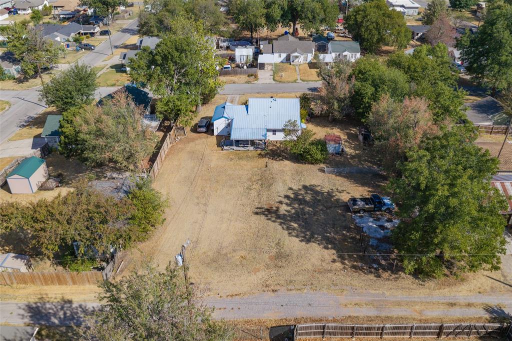1113 W Arkansas Avenue Property Photo 33