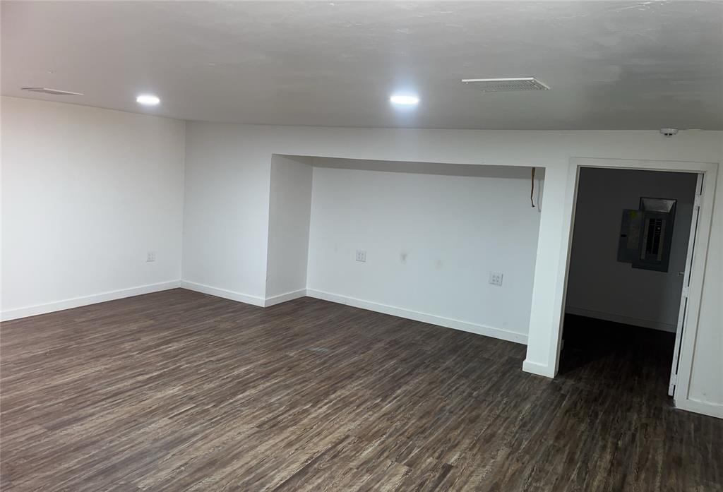 2901 Harper Street Property Photo 20