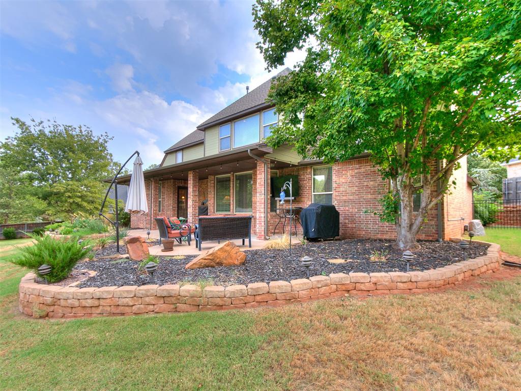 1516 Briar Forest Circle Property Photo 7