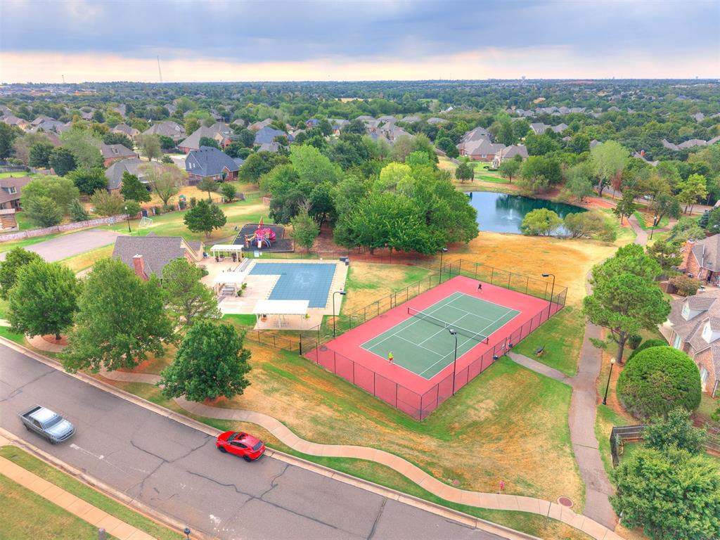1516 Briar Forest Circle Property Photo 14