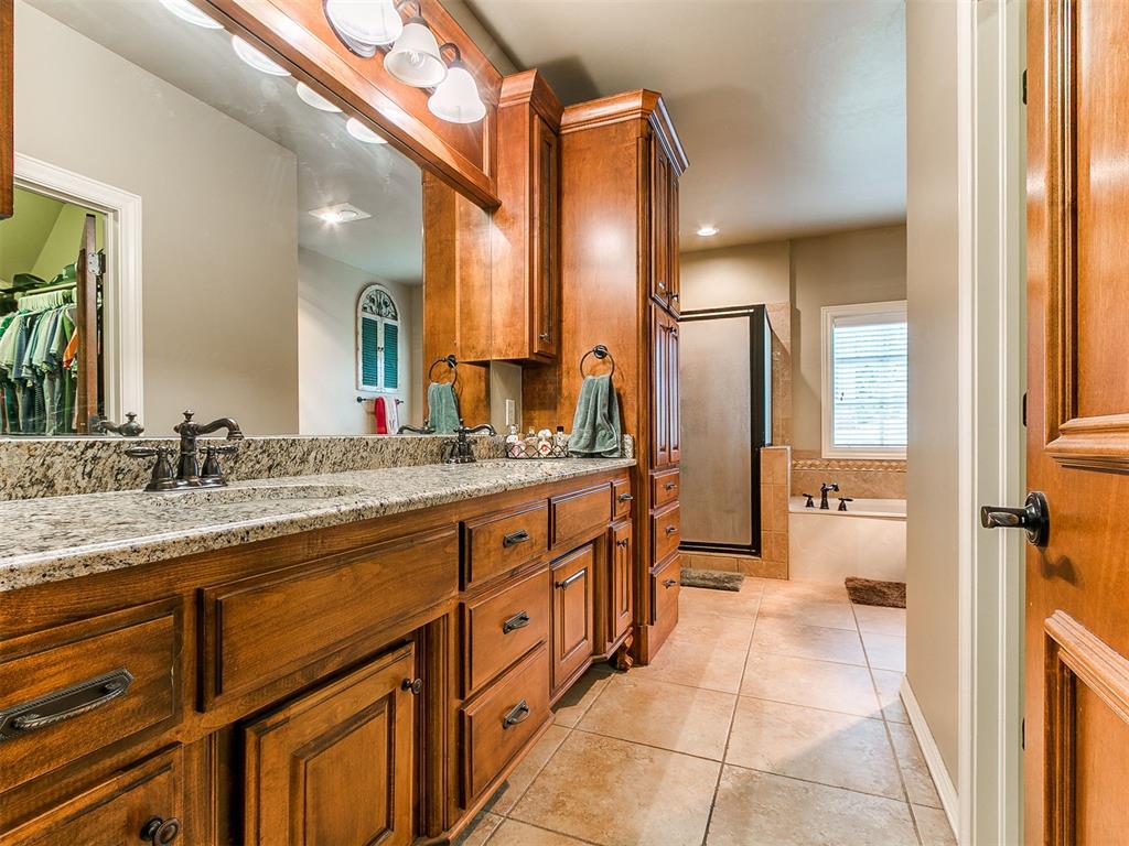 1516 Briar Forest Circle Property Photo 23