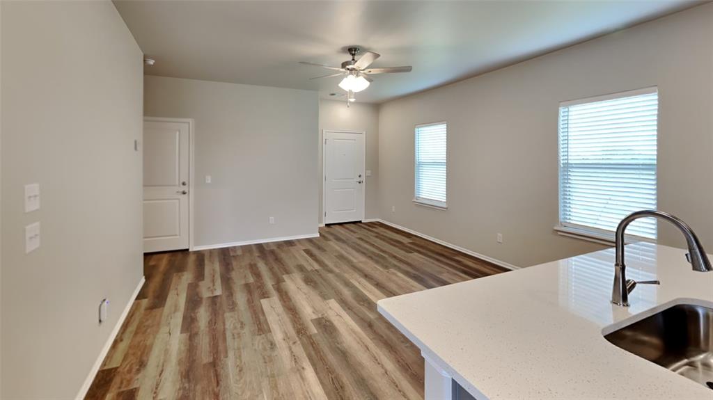 12501 Florence Lane Property Photo 6