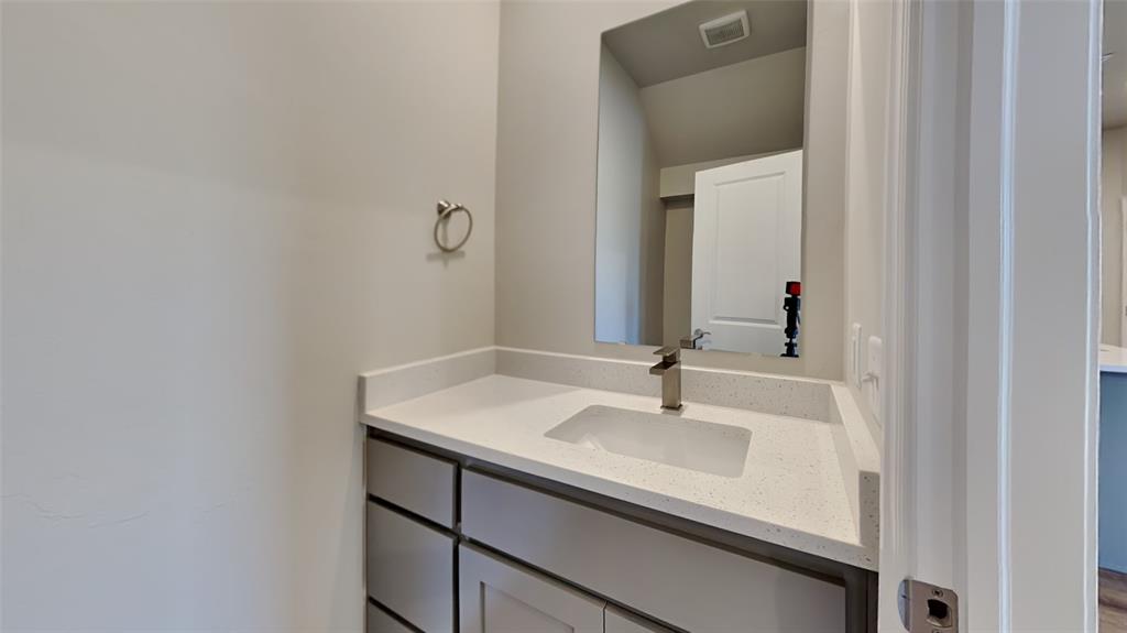 12501 Florence Lane Property Photo 10