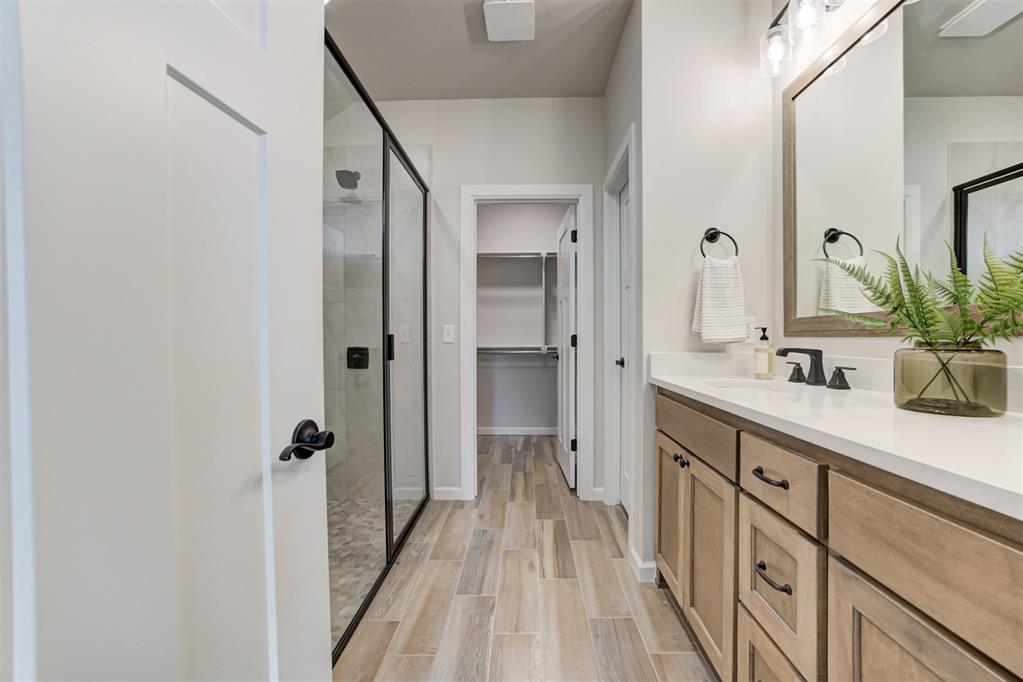 4933 Desert Willow Lane Property Photo 25