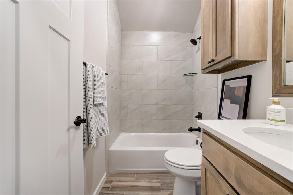 4933 Desert Willow Lane Property Photo 32