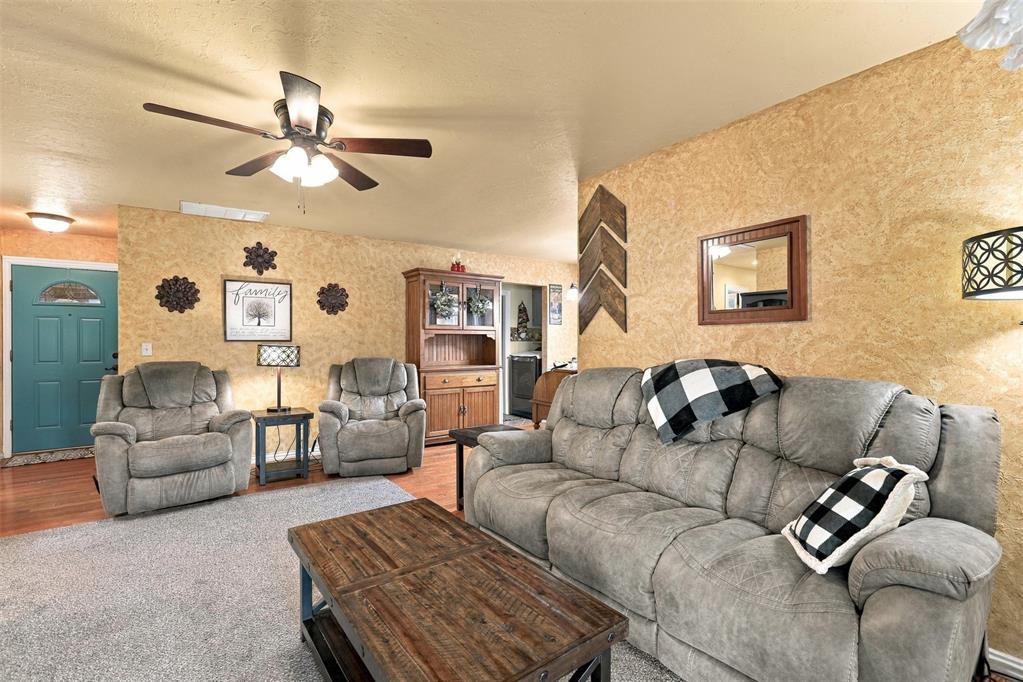 11613 Lochwood Drive Property Photo 8