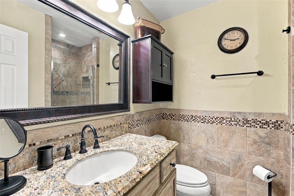 11613 Lochwood Drive Property Photo 16