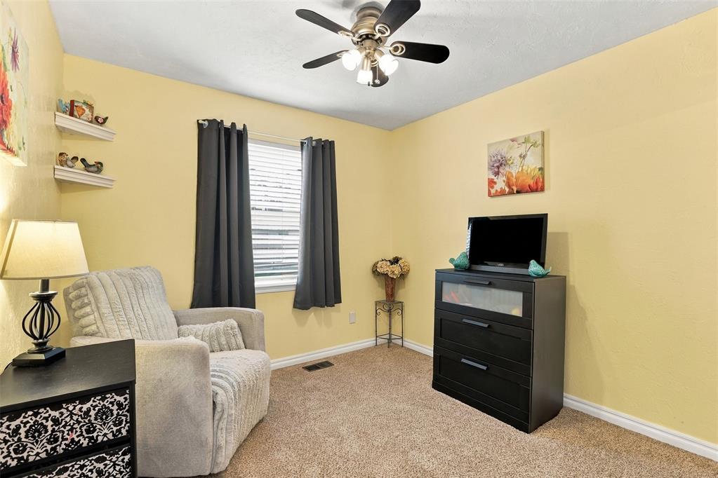 11613 Lochwood Drive Property Photo 18