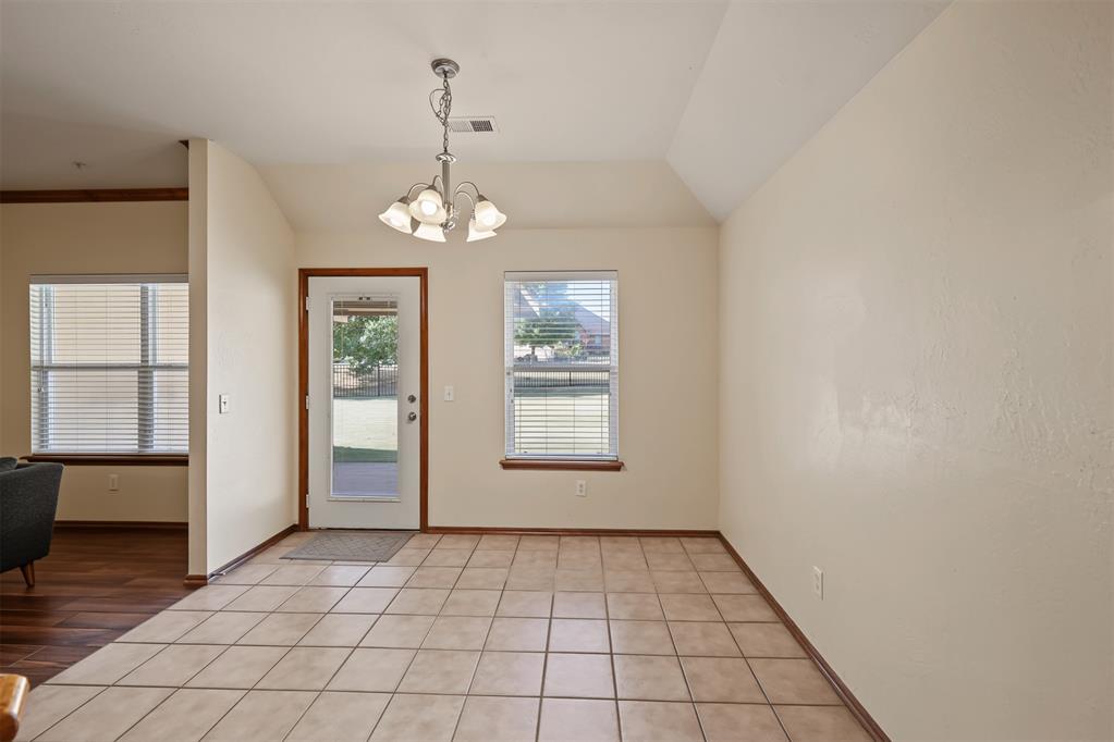 15601 Traditions Drive Property Photo 7