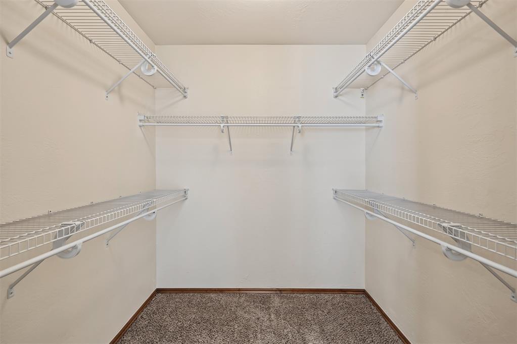 15601 Traditions Drive Property Photo 17