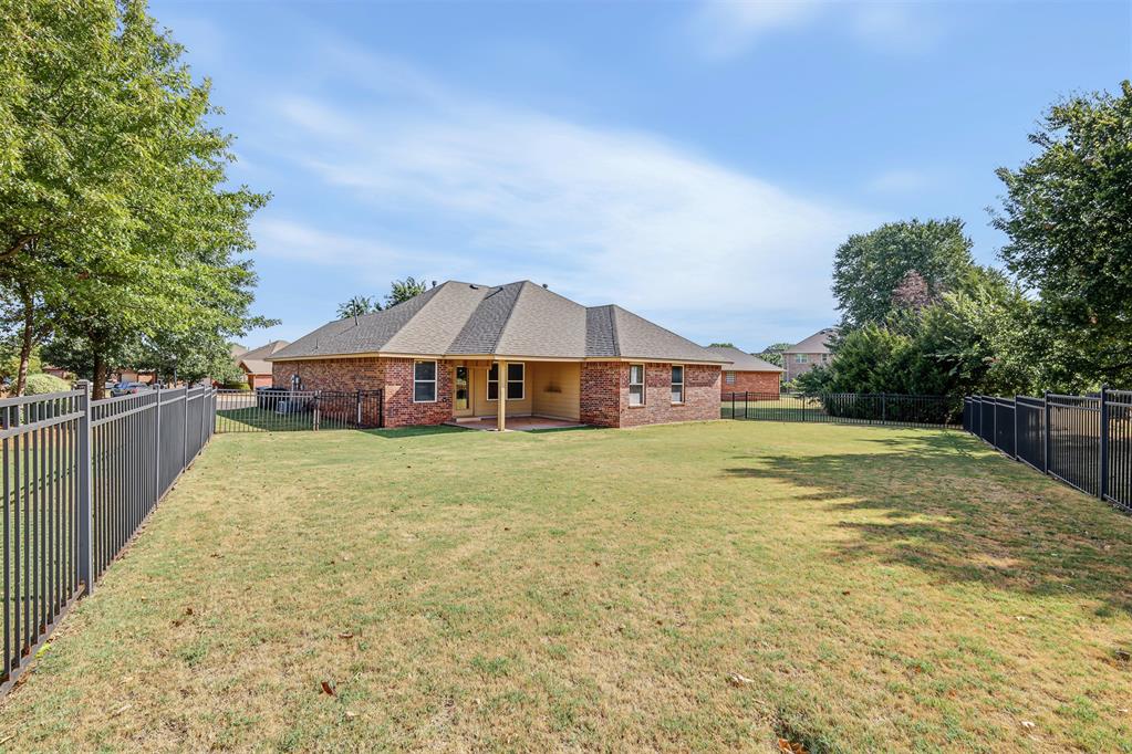 15601 Traditions Drive Property Photo 24