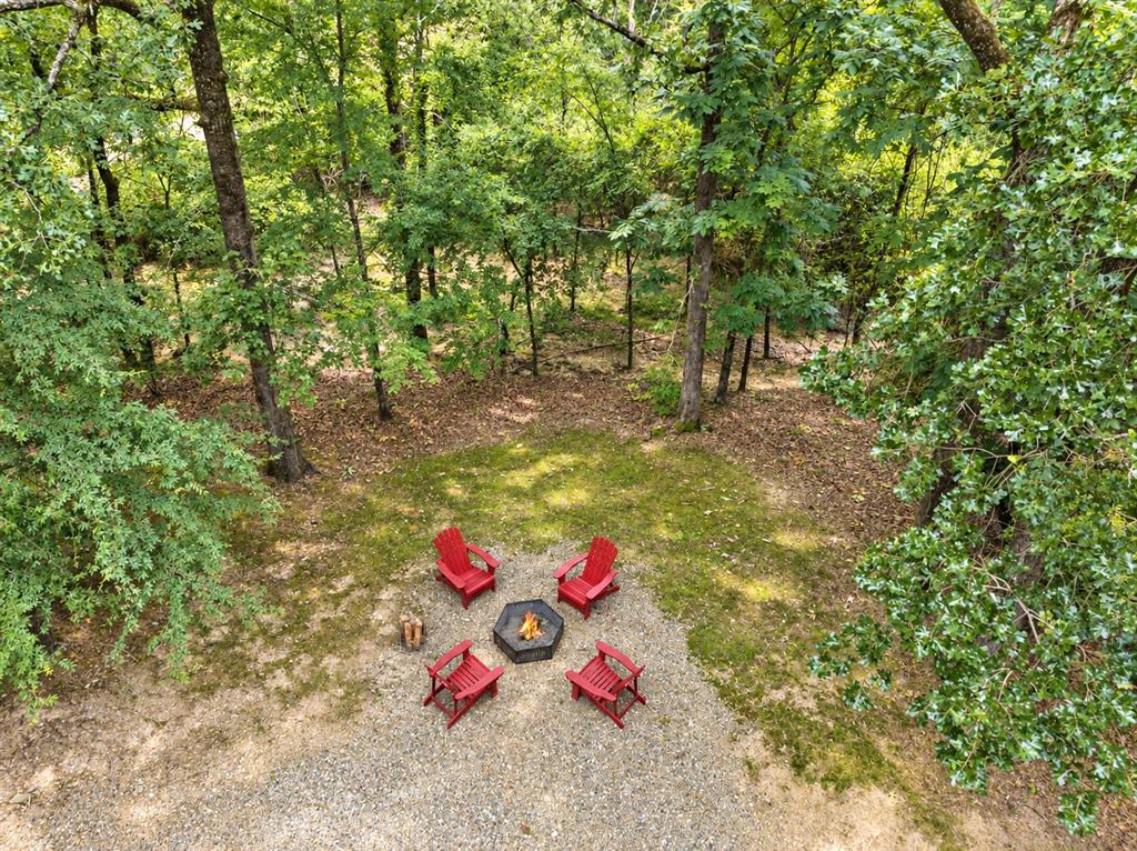 288 Split Shot Circle Property Photo 12