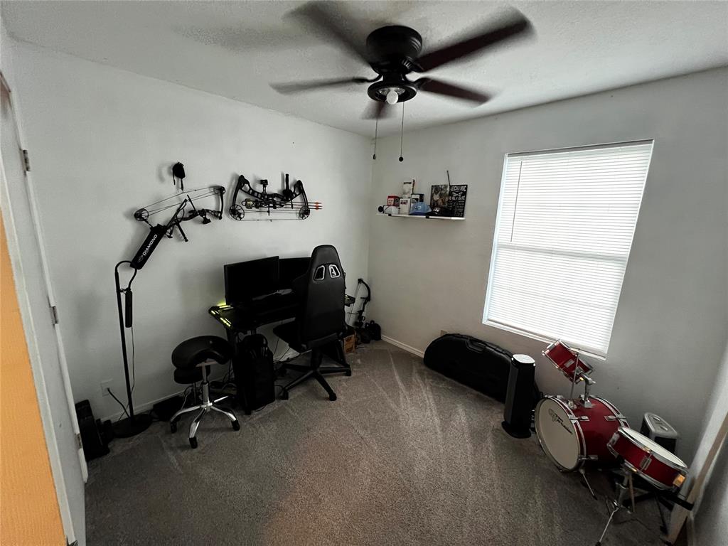 25 Antler Boulevard Property Photo 11