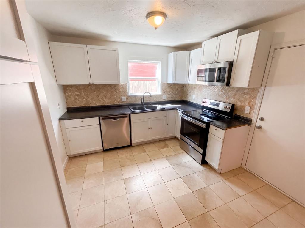 729 Nw 113th Street Property Photo 2