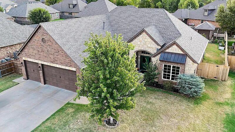 12624 Lexington Drive Property Photo 1