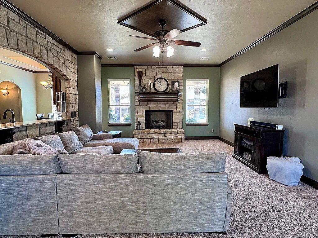 12624 Lexington Drive Property Photo 6