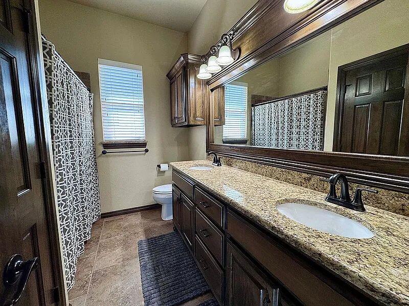 12624 Lexington Drive Property Photo 26