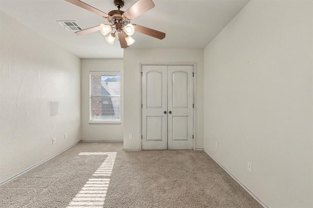 16208 Old Oak Drive Property Photo 25