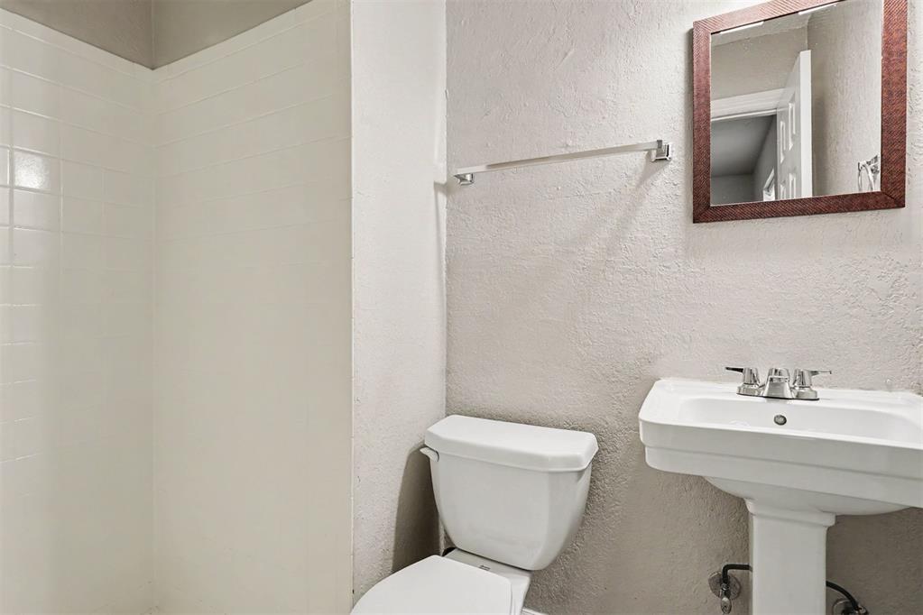 12333 Newgate Corner Property Photo 13
