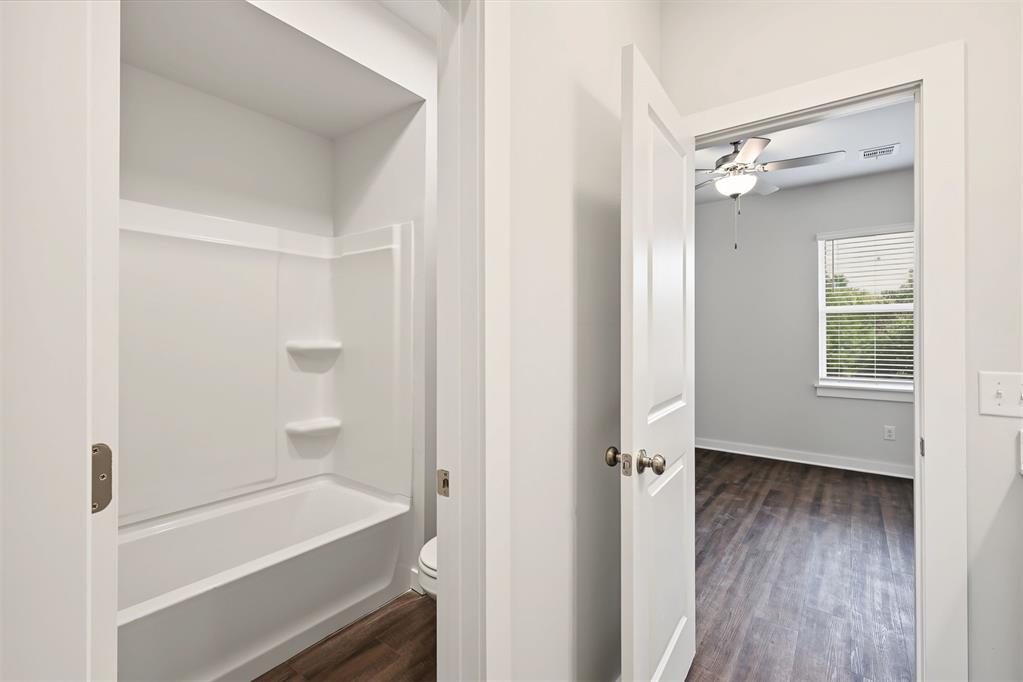548 Stella Trail Property Photo 31